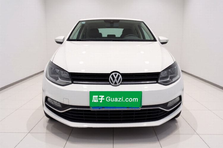 Volkswagen Polo 2014 car image #3