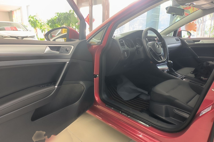 Volkswagen Golf 2018 #16 Volkswagen Golf 2018 car image #16