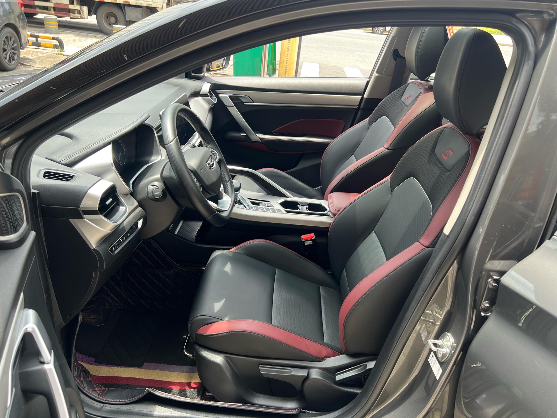 GEELY Coolray 2023 #4 GEELY Coolray 2023 image de voiture #4