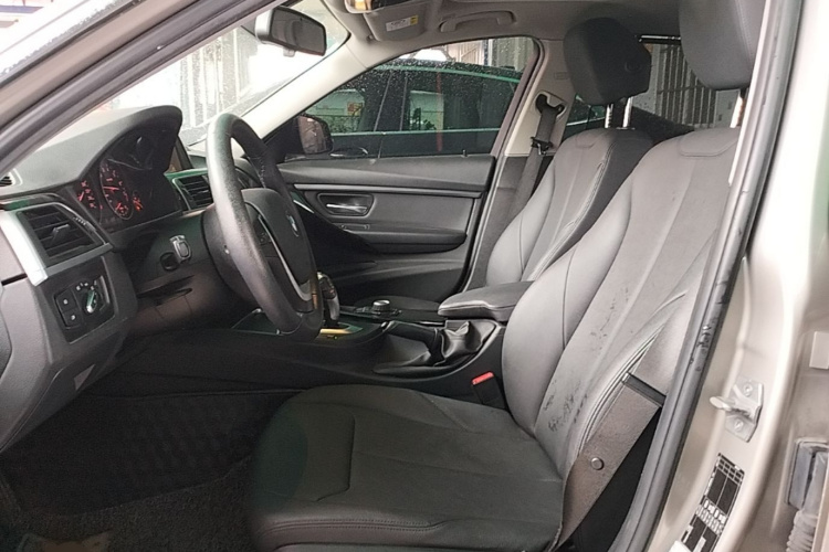 BMW 3 Series 2016 #19 BMW 3 Series 2016 car image #19
