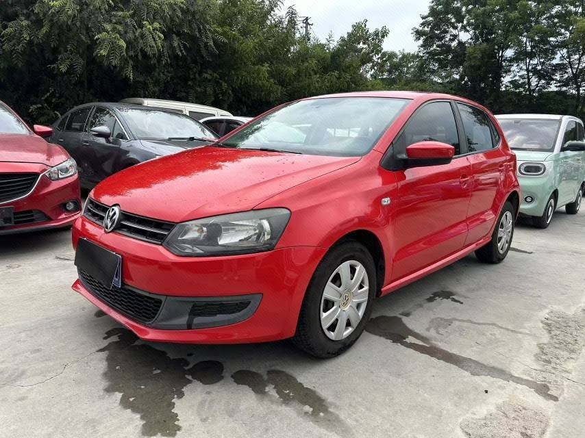 Volkswagen Polo 2014 Volkswagen Polo 2014 car image