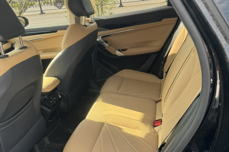 吉利汽车 博越L 2023 汽车图片 #9