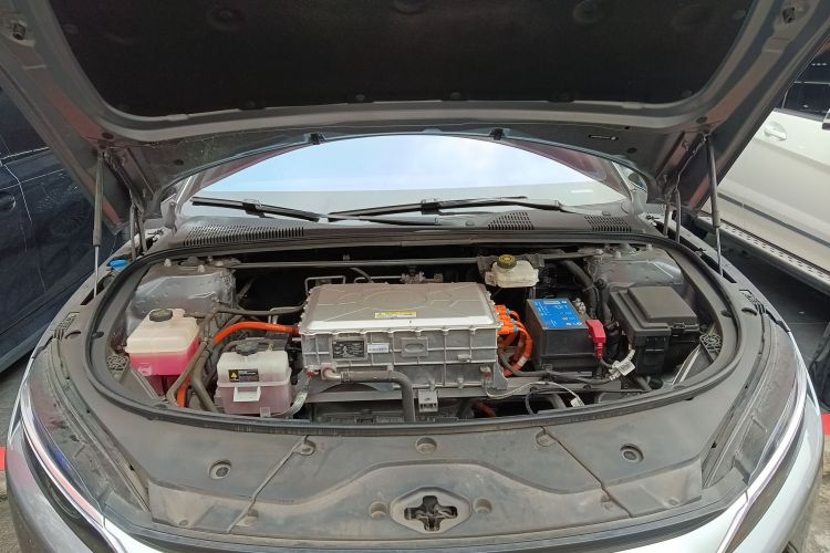 BYD Han 2022 immagine di auto #20