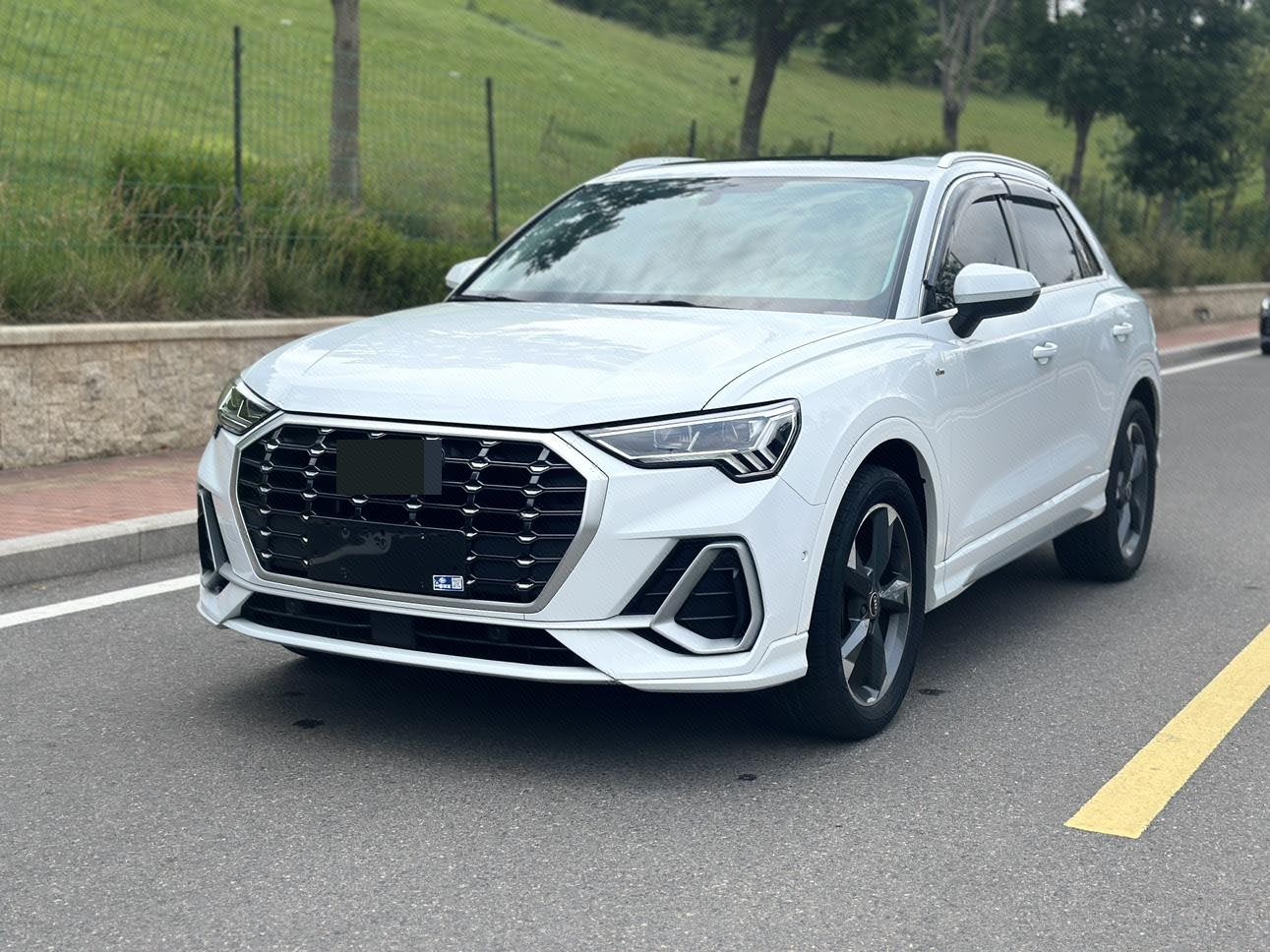 2022 2022 car image
