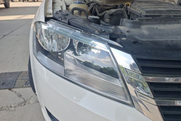 Volkswagen Lavida 2017 car image #8