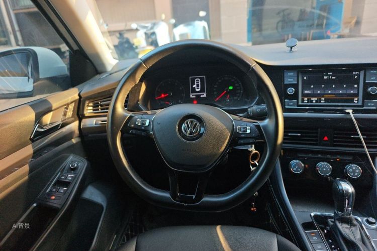 Volkswagen Bora 2020 car image #12