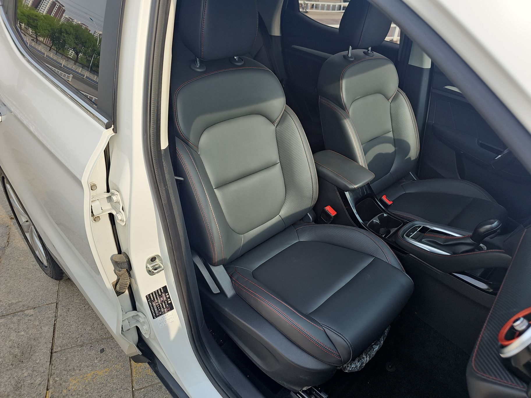 MG ZS 2021 immagine di auto #14