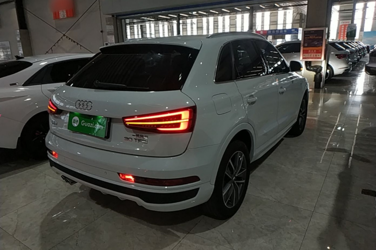 Audi Q3 2019 #7 Audi Q3 2019 car image #7