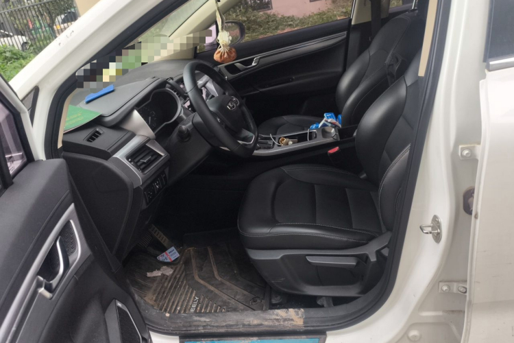 GEELY Emgrand GS 2019 #15 GEELY Emgrand GS 2019 car image #15