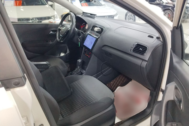 Volkswagen Polo 2018 #24 Volkswagen Polo 2018 car image #24