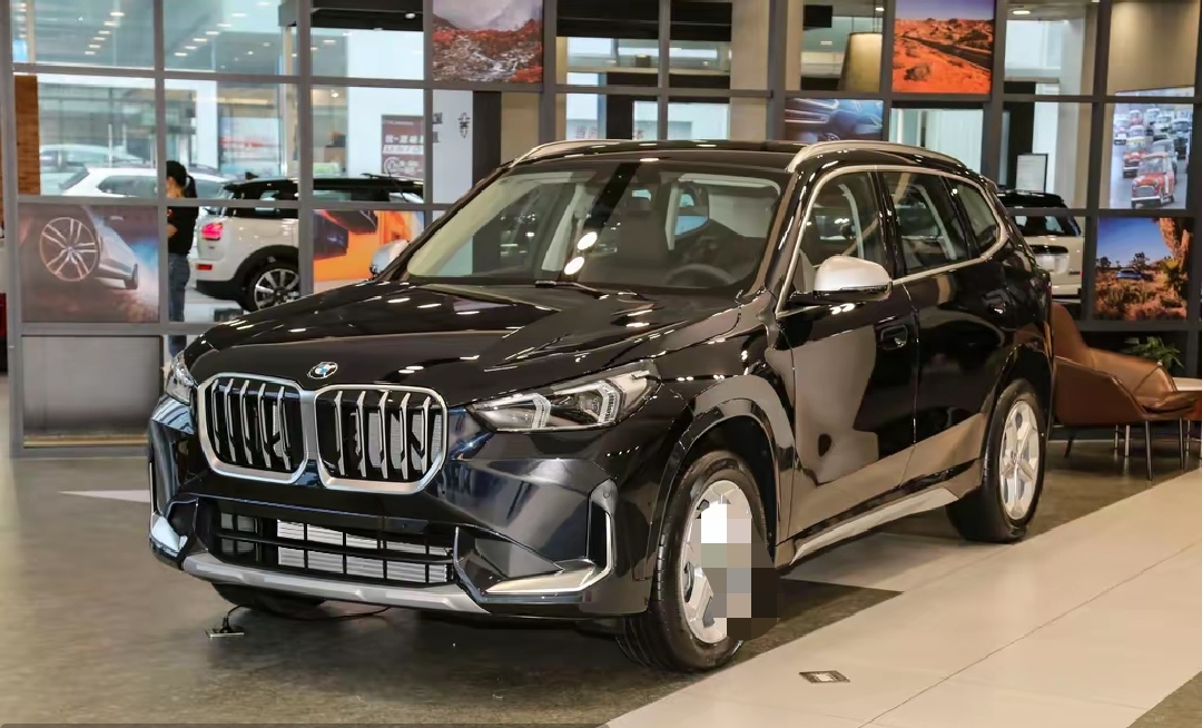 BMW X1 2023 BMW X1 2023 car image