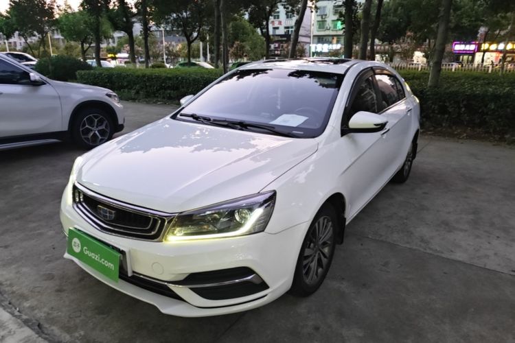 GEELY Emgrand 2018 car image #2