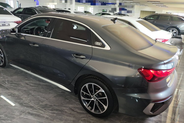 Audi A3 2021 car image #5