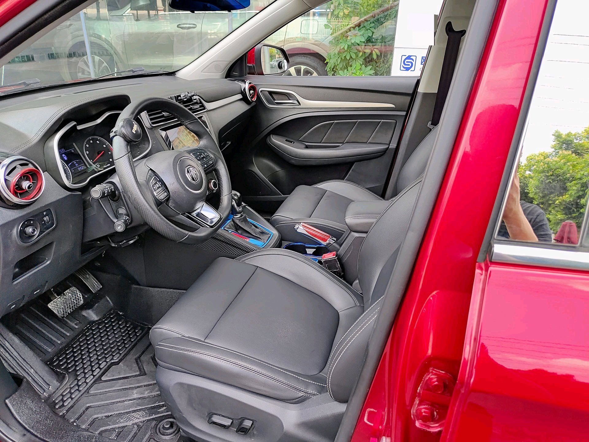 MG ZS 2018 car image #4