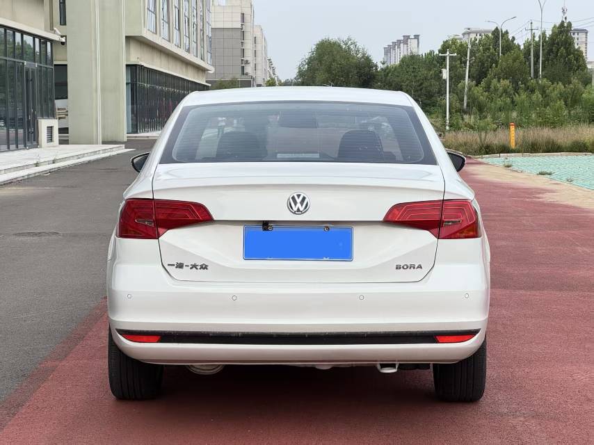 Volkswagen Bora 2023 #5 Volkswagen Bora 2023 car image #5