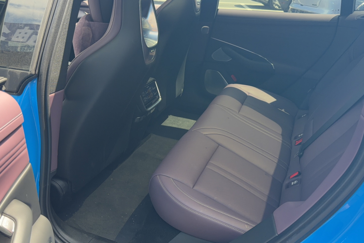 2026 imagen de coche #11