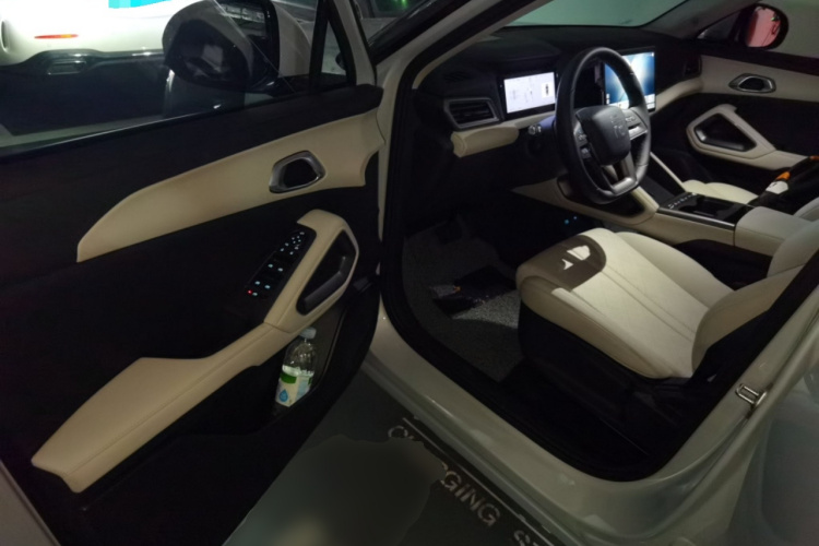 BYD YuanUP 2026 car image #9