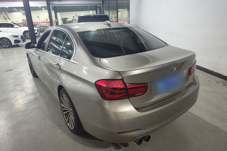 BMW 3 Series 2018 #5 BMW 3 Series 2018 car image #5