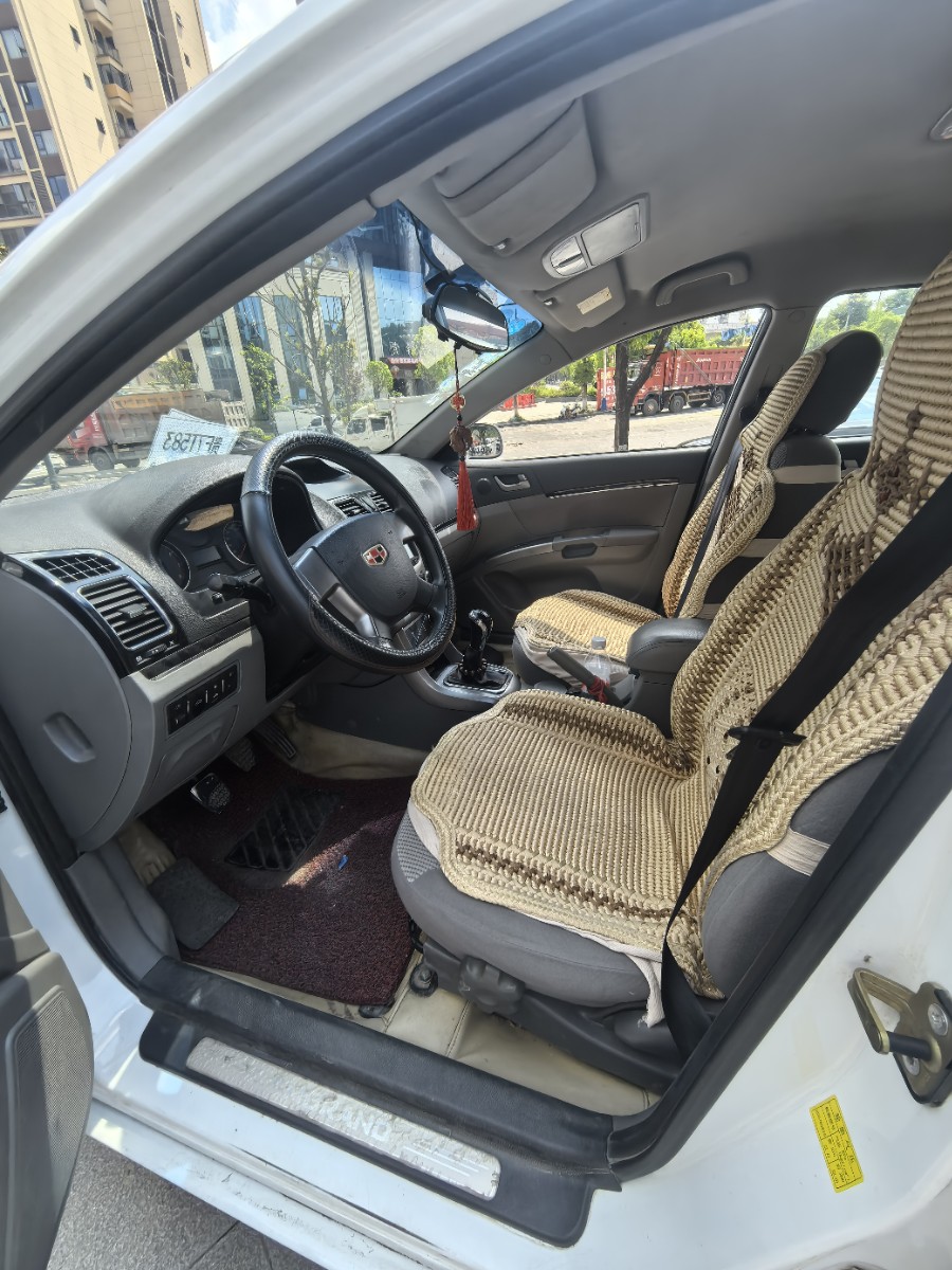 GEELY Emgrand Classic 2014 immagine di auto #6