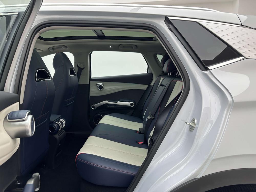 BYD Yuan Plus 2023 immagine di auto #27