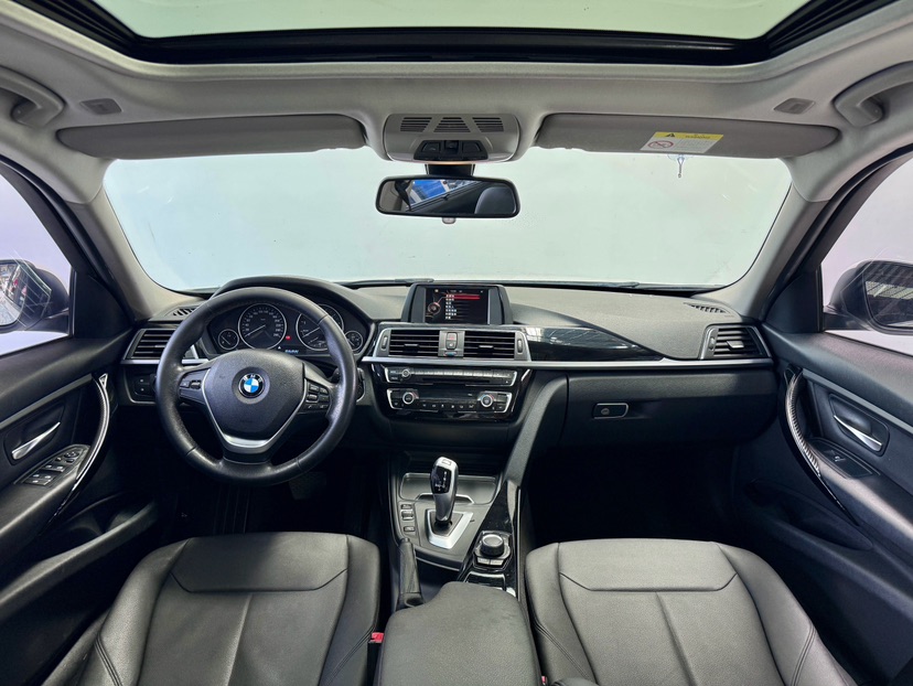 BMW 3 Series 2017 #5 BMW 3 Series 2017 car image #5