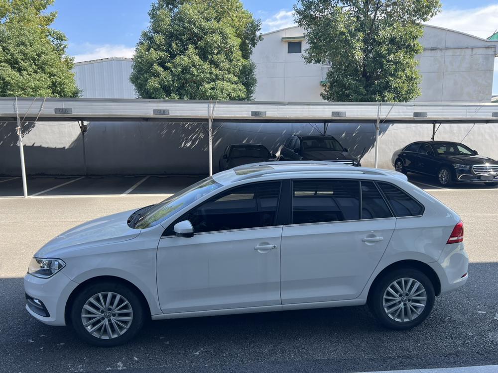Volkswagen Santana 2017 image de voiture #3