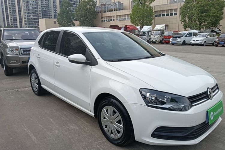 Volkswagen Polo 2019 car image #4