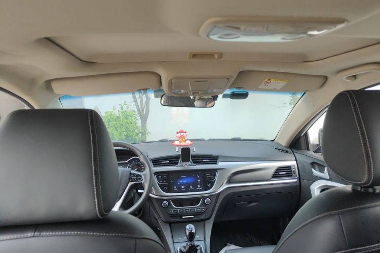 GEELY Emgrand 2017 #16 GEELY Emgrand 2017 car image #16