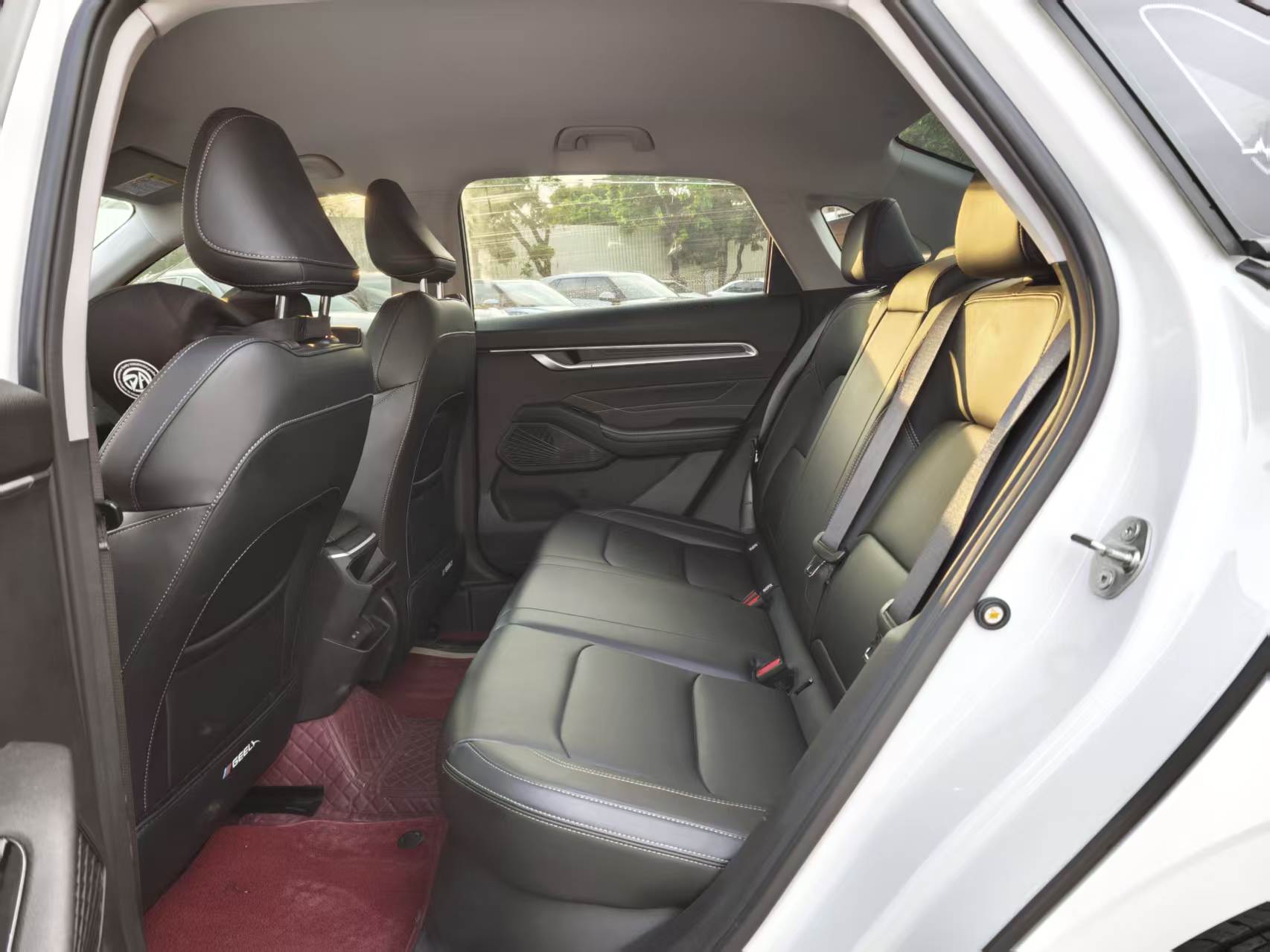 GEELY Emgrand 2025 car image #8