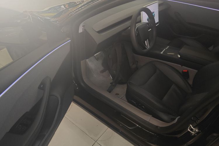 Tesla Model 3 2024 #16 Tesla Model 3 2024 car image #16