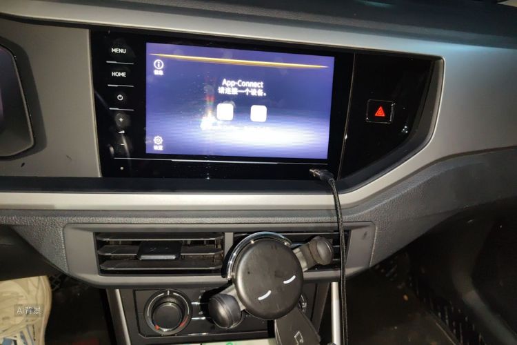 Volkswagen Polo 2022 car image #15