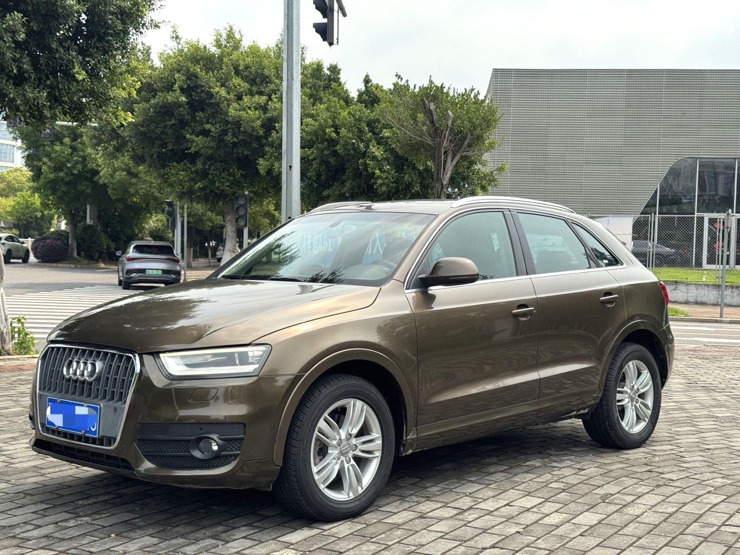 Audi Q3 2015 Audi Q3 2015 car image