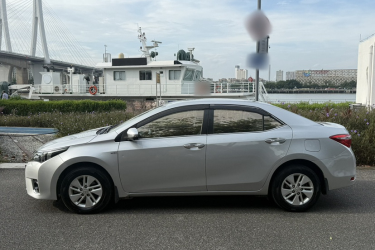 Toyota Corolla 2017 #8 Toyota Corolla 2017 car image #8