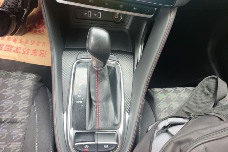 MG ZS 2020 car image #14