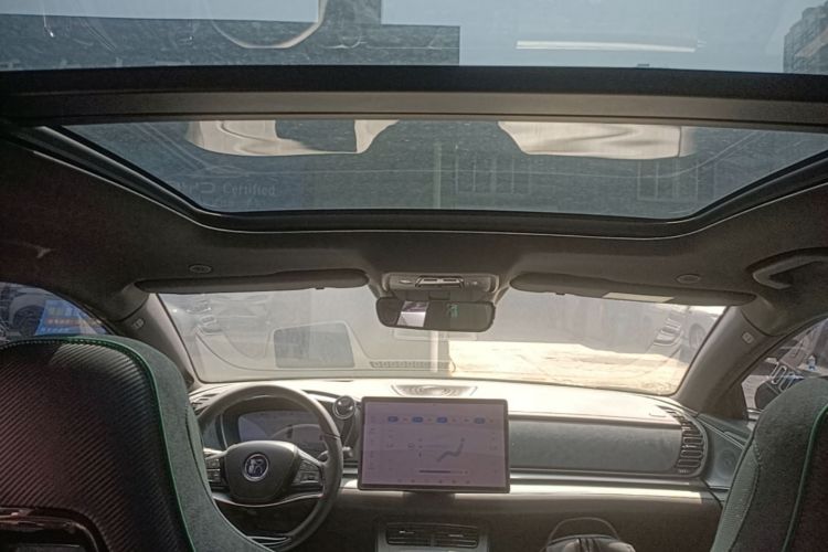 BYD Han 2022 car image #18