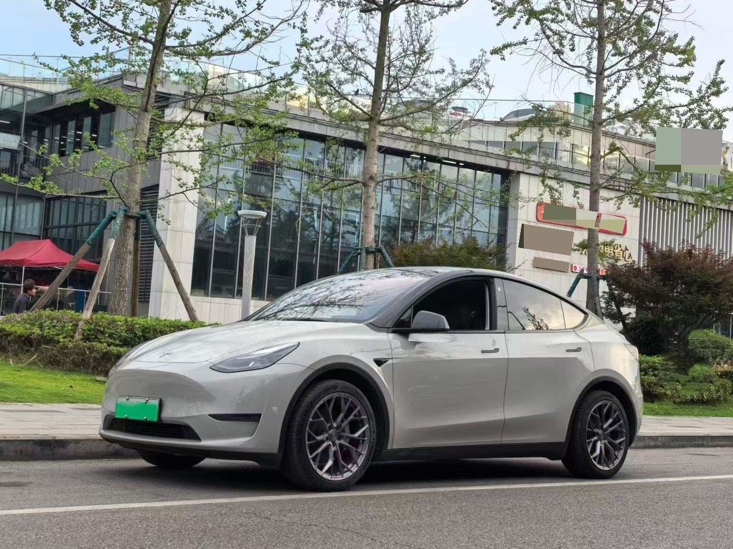 Tesla Model Y 2021 car image 