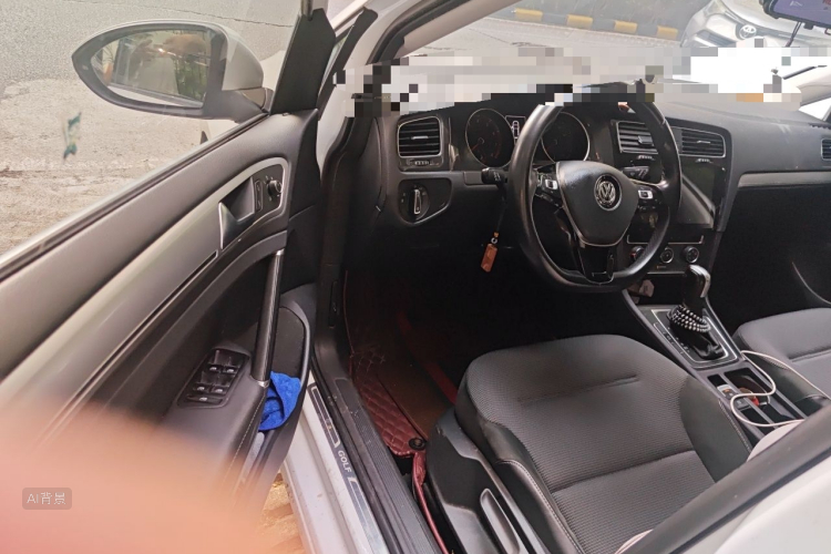 Volkswagen Golf 2018 car image #18
