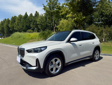 BMW X1 2024 BMW X1 2024 car image