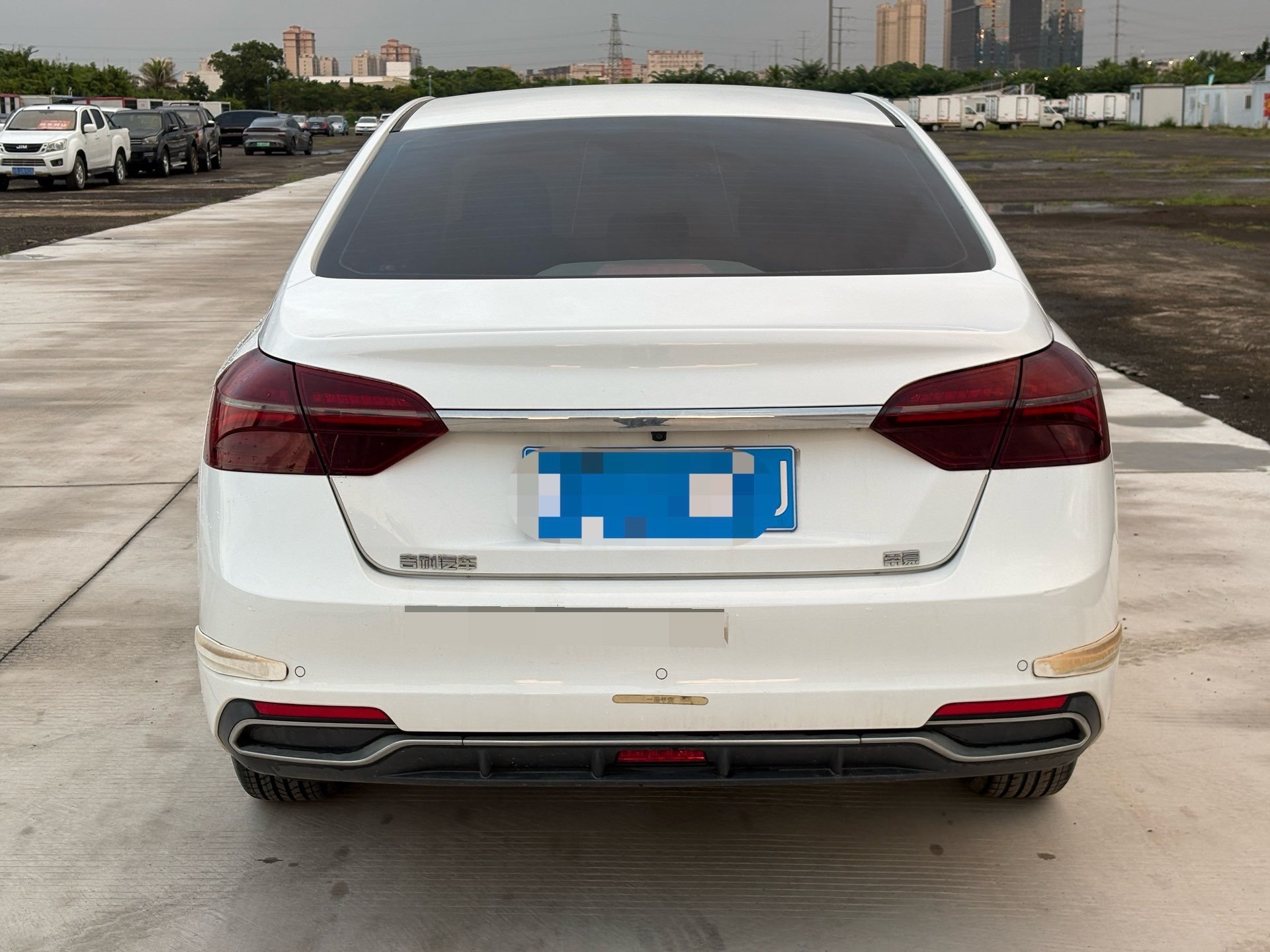 GEELY Emgrand 2021 #4 GEELY Emgrand 2021 car image #4