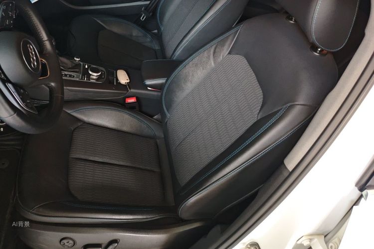 Audi A3 2019 car image #17