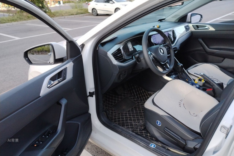 Volkswagen Polo 2022 car image #18