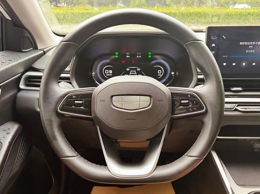 GEELY Emgrand 2024 car image #9