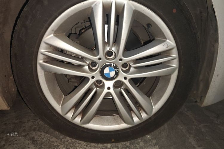 BMW 3 Series 2018 #9 BMW 3 Series 2018 car image #9