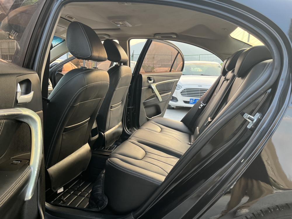 GEELY Emgrand 2017 #16 GEELY Emgrand 2017 car image #16