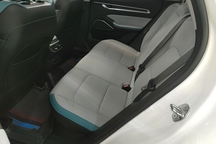 GEELY Emgrand 2024 #13 GEELY Emgrand 2024 image de voiture #13