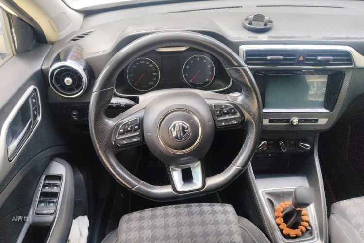 MG ZS 2017 car image #12