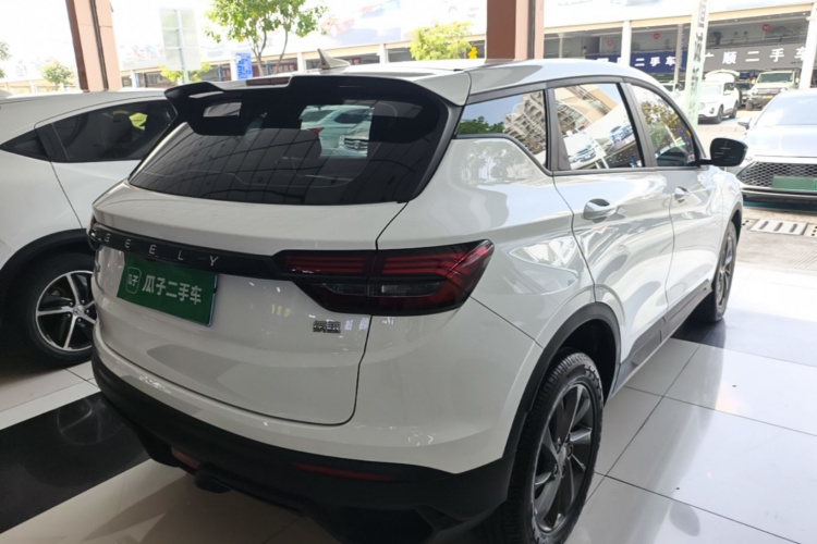 GEELY Coolray 2025 #7 GEELY Coolray 2025 car image #7