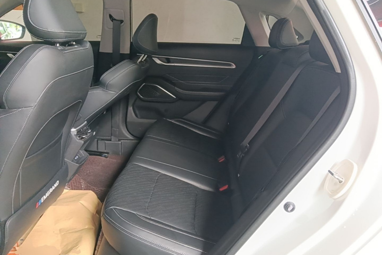 GEELY Emgrand 2024 #17 GEELY Emgrand 2024 image de voiture #17