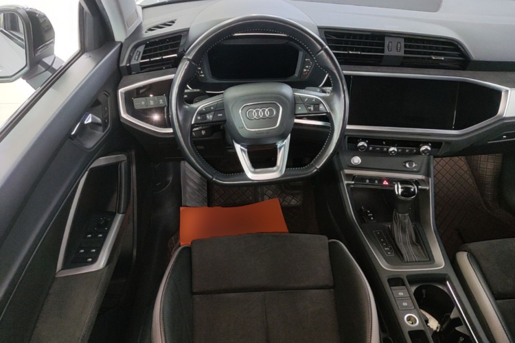 Audi Q3 2020 #11 Audi Q3 2020 car image #11
