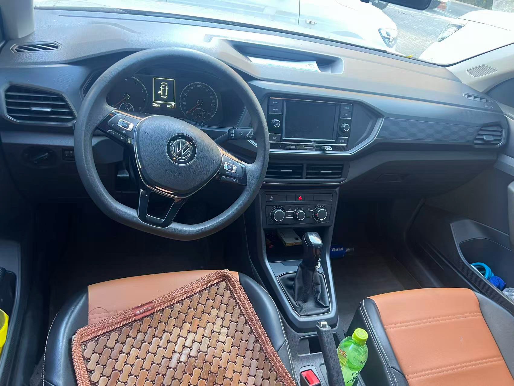Volkswagen T-Cross 2020 car image #4